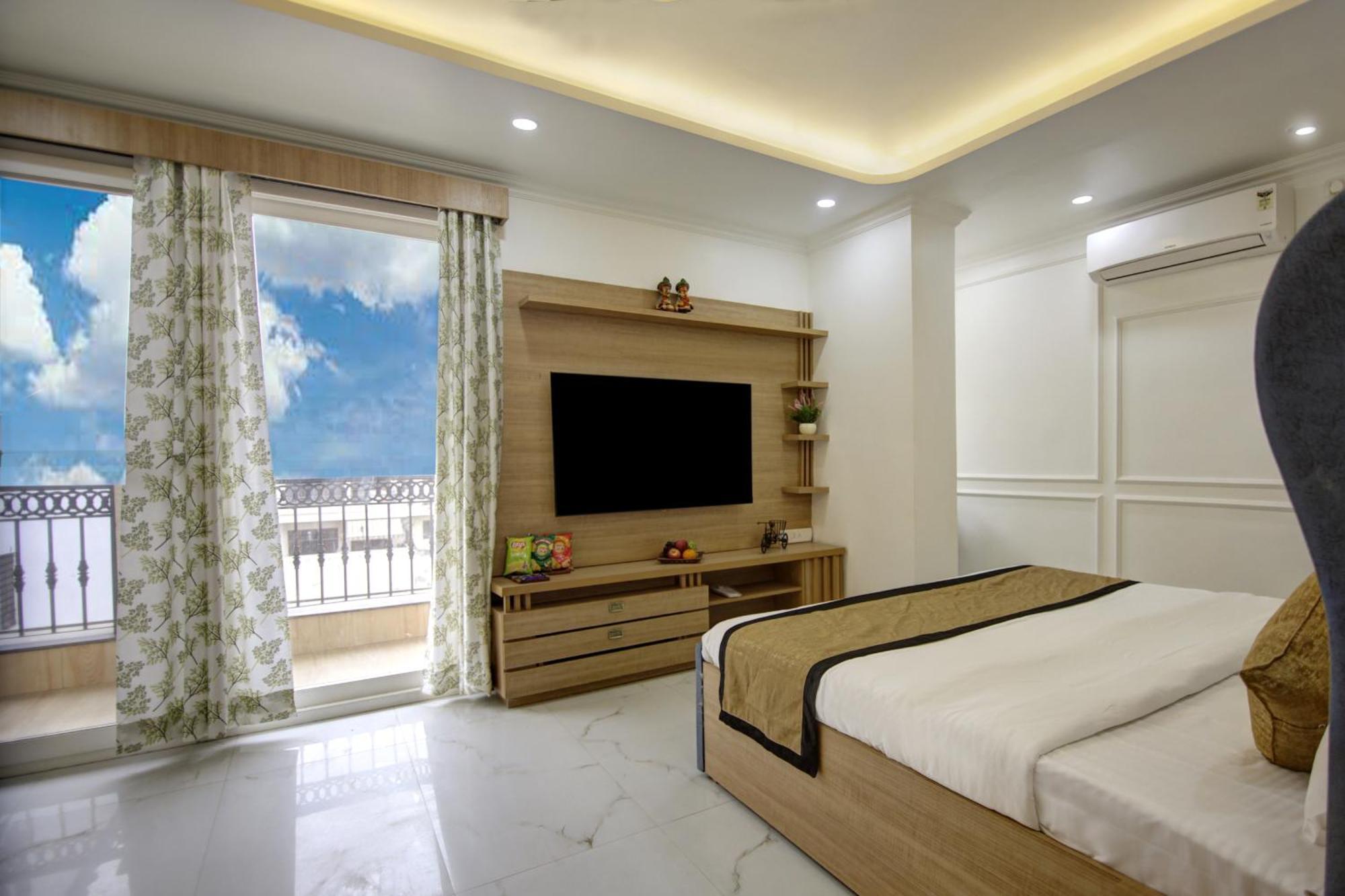 Anandam Club House Aparthotel Gurgaon Buitenkant foto