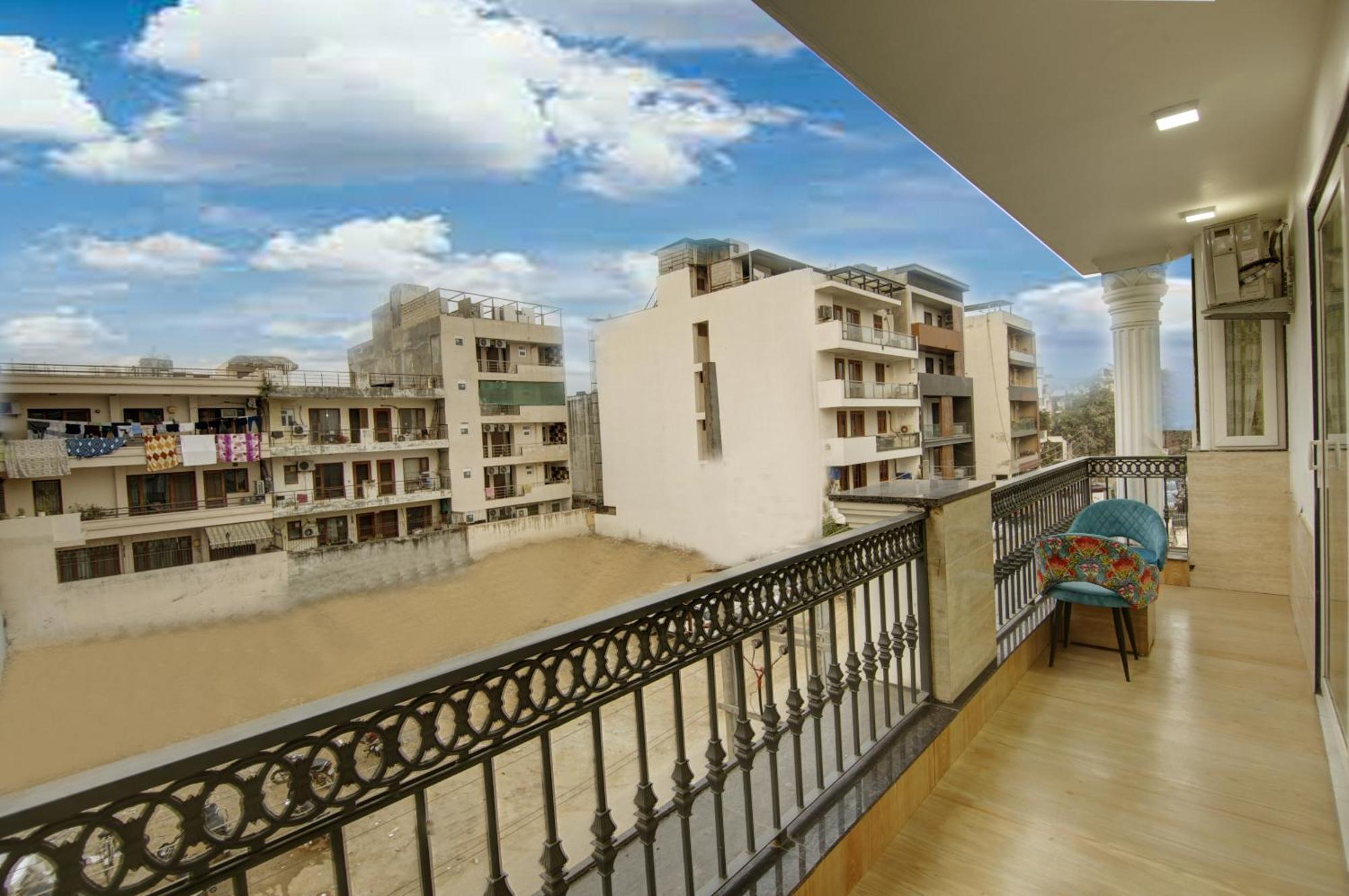 Anandam Club House Aparthotel Gurgaon Buitenkant foto